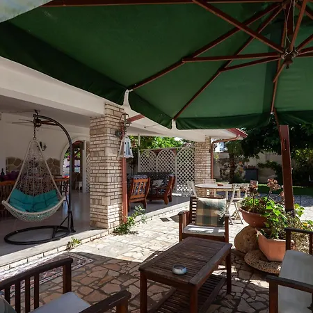 Вилла Erika With Private Pool And Garden - Happy *