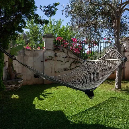 Erika With Private Pool And Garden - Happy Villa *